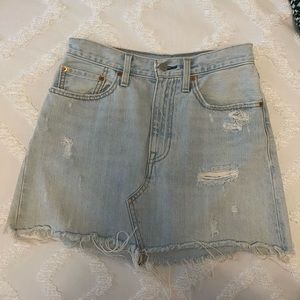 Denim Levi’s mini skirt